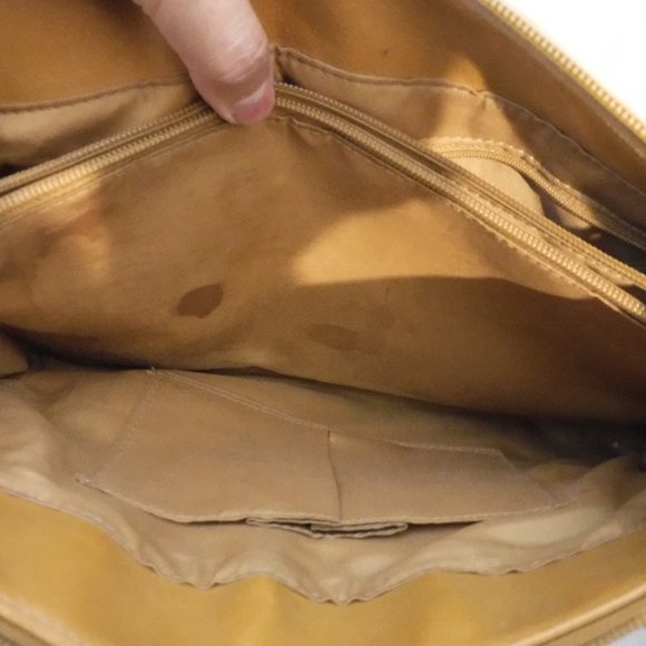 faux leather tan handbag - Picture 4 of 5